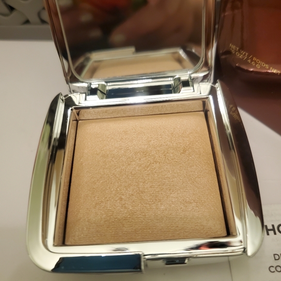 Hourglass AMBIENT STROBE LIGHTING POWDER Euphoric Strobe Light. BNIB - Picture 3 of 6